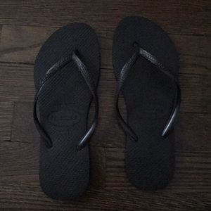 Black havaianas